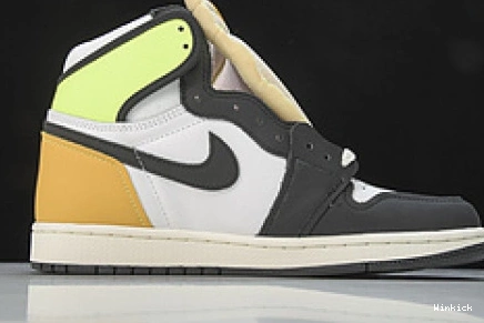 AIR 555088-118 HIGH 1 “VOLT OG GOLD JORDAN 0804